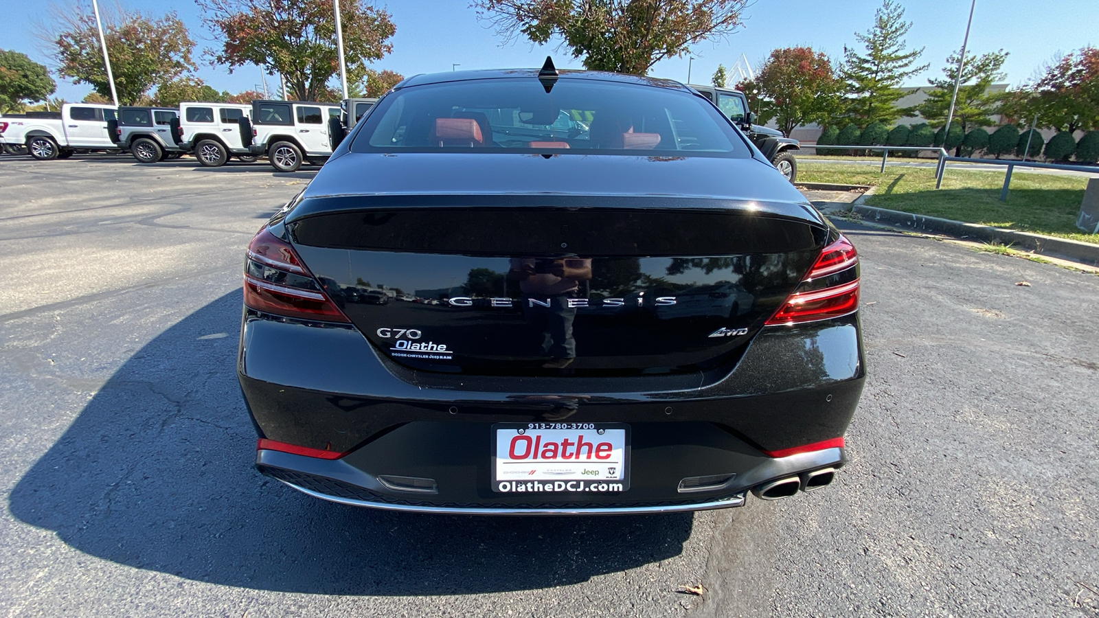 2023 Genesis G70 2.0T 6