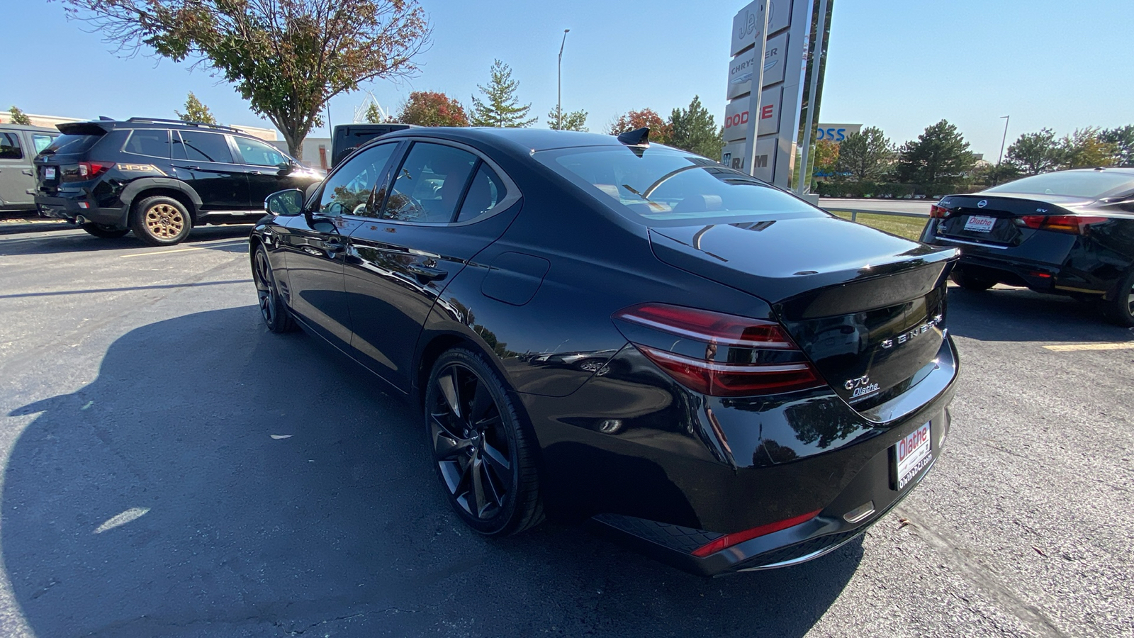 2023 Genesis G70 2.0T 7