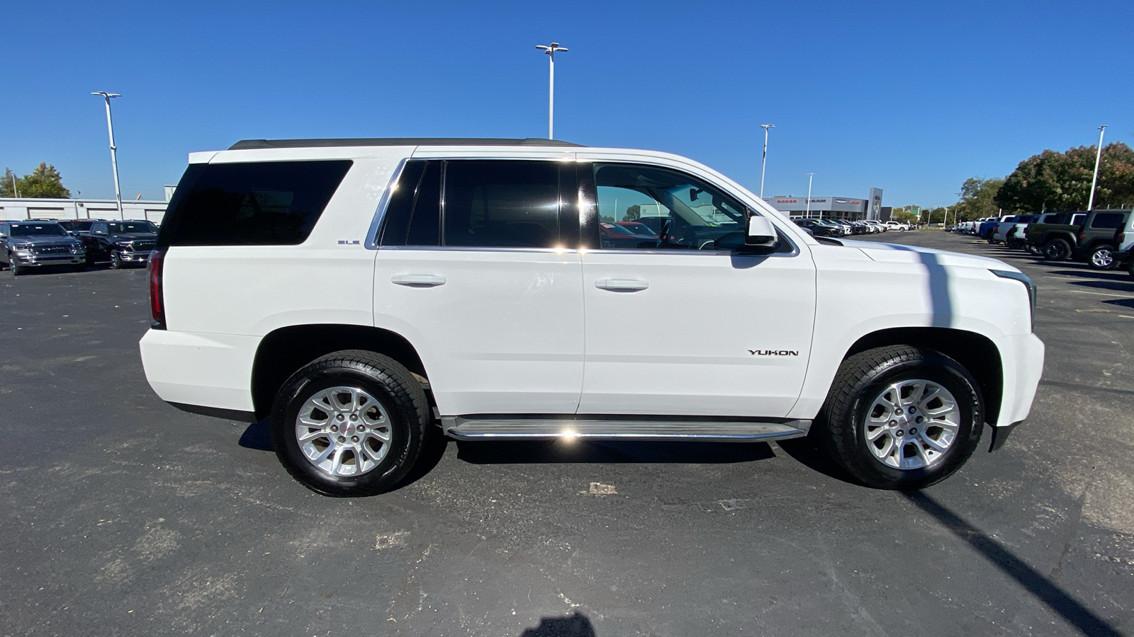 2015 GMC Yukon SLE 4