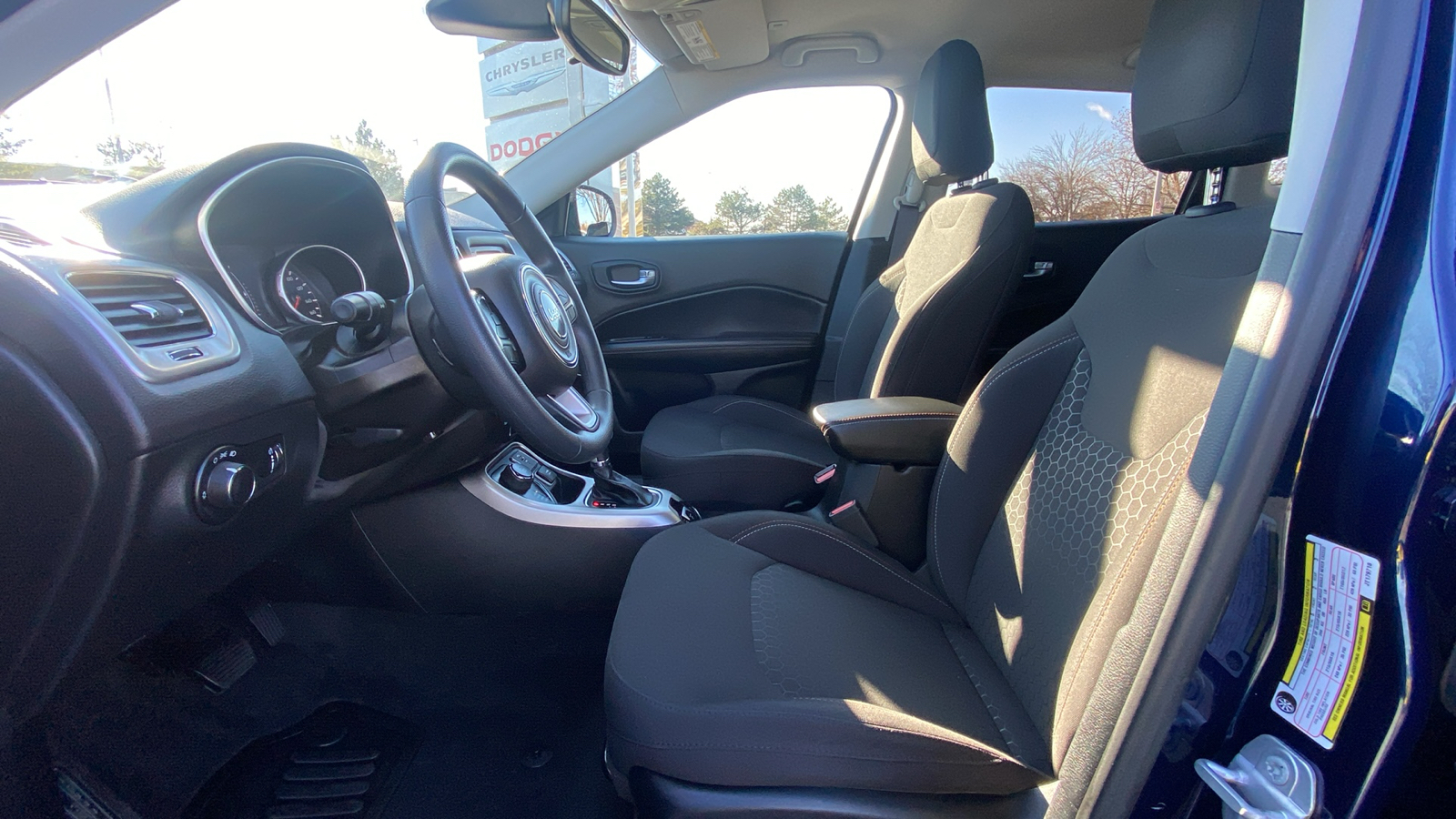 2018 Jeep Compass Sport 10