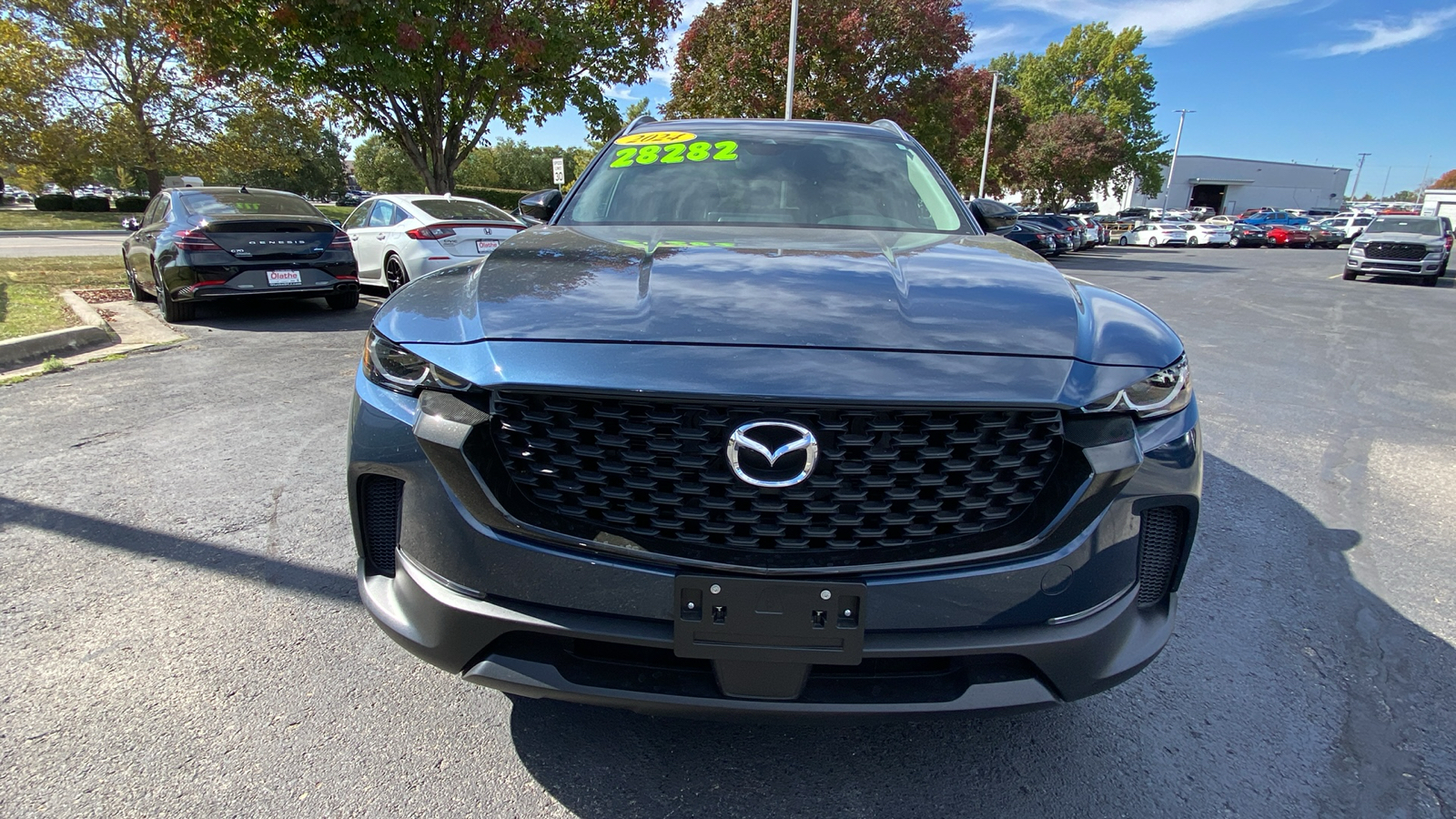 2024 Mazda CX-50 2.5 S Preferred Package 2