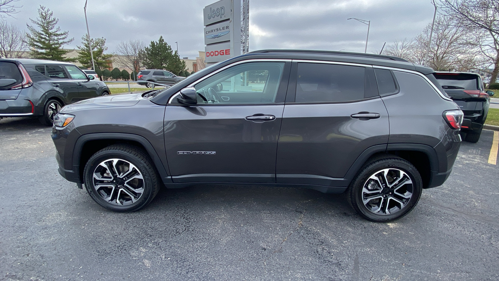 2022 Jeep Compass Limited 8