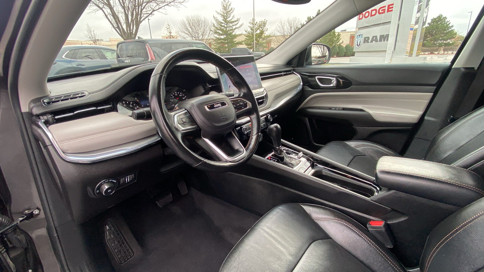 2022 Jeep Compass Limited 11