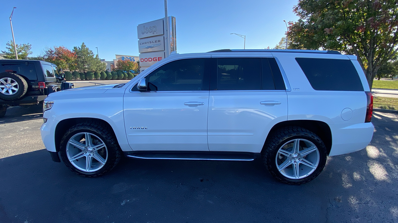 2016 Chevrolet Tahoe LTZ 8