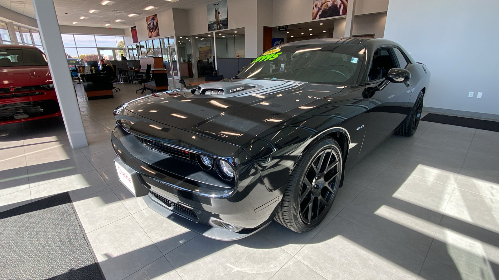 2016 Dodge Challenger R/T 1