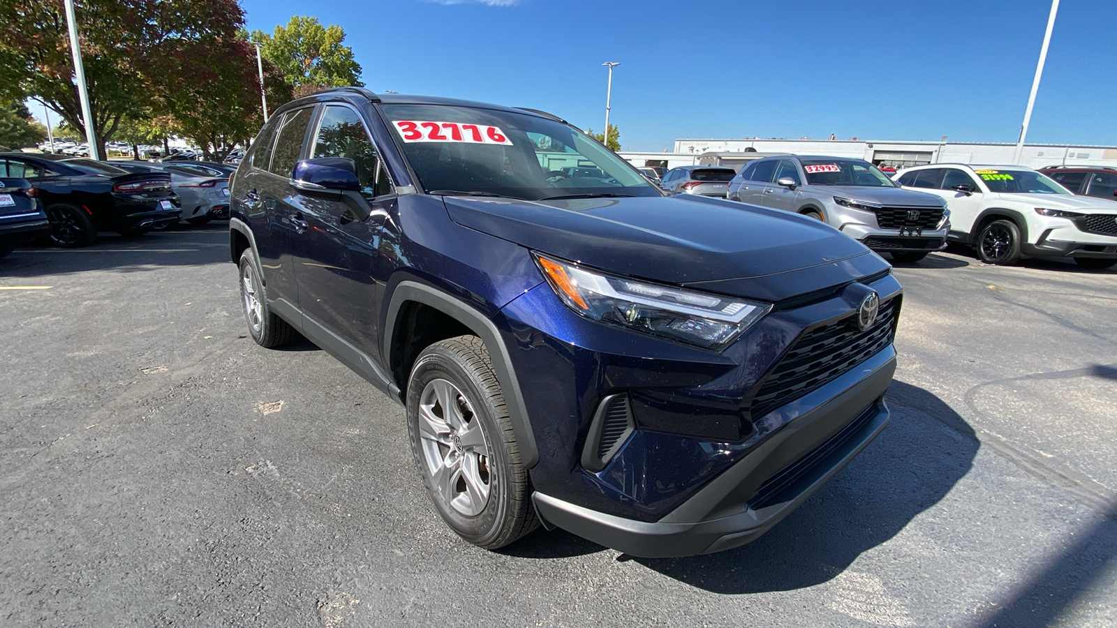 2024 Toyota RAV4 XLE 3