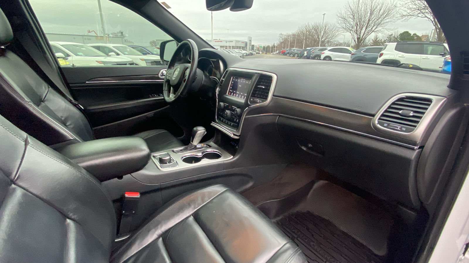 2018 Jeep Grand Cherokee Limited 34