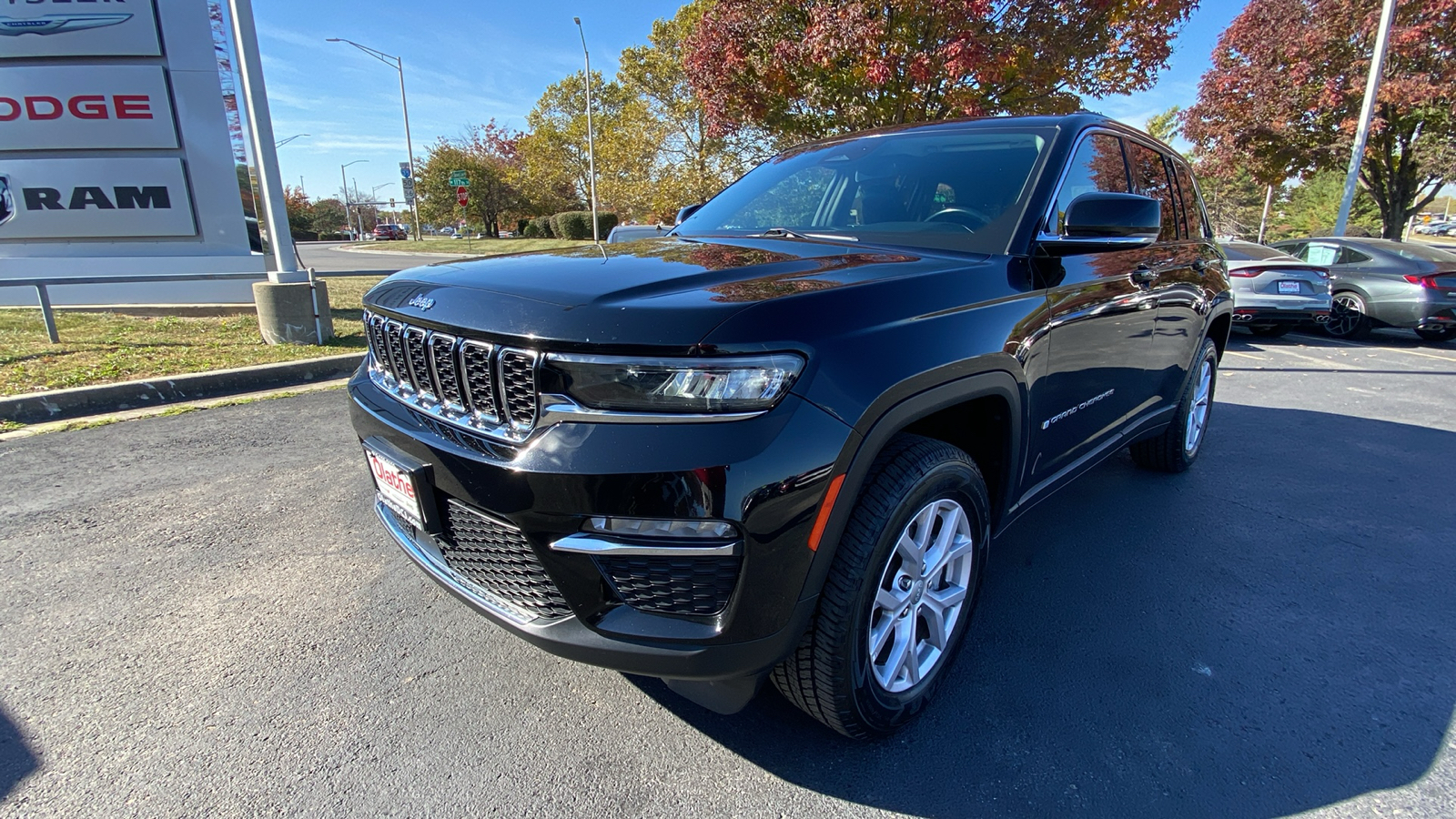 2022 Jeep Grand Cherokee Limited 1