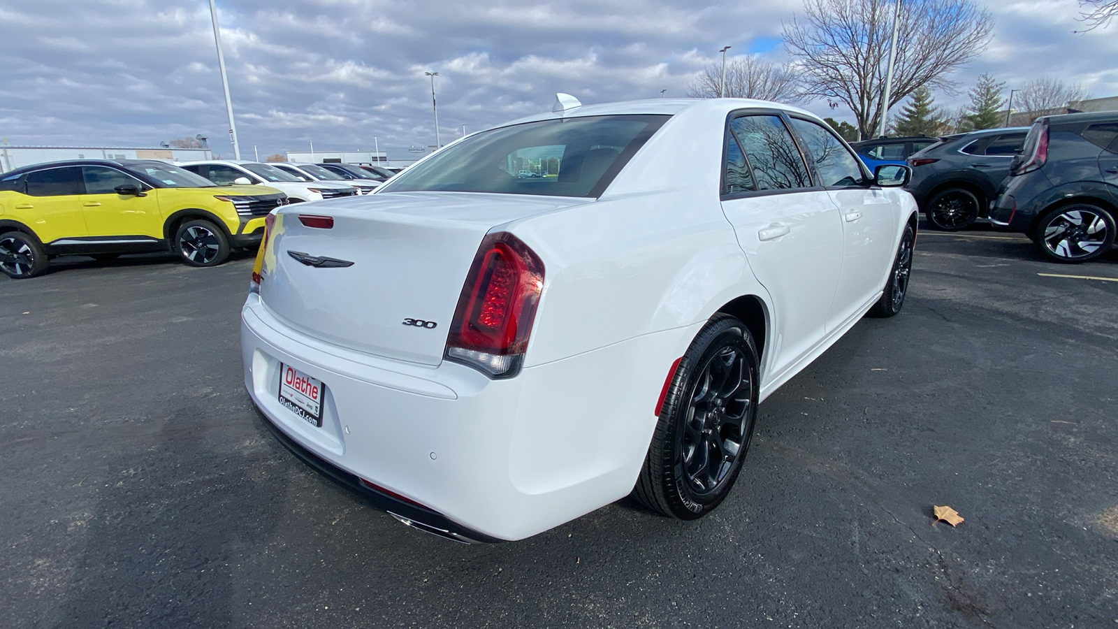 2023 Chrysler 300 Touring 6