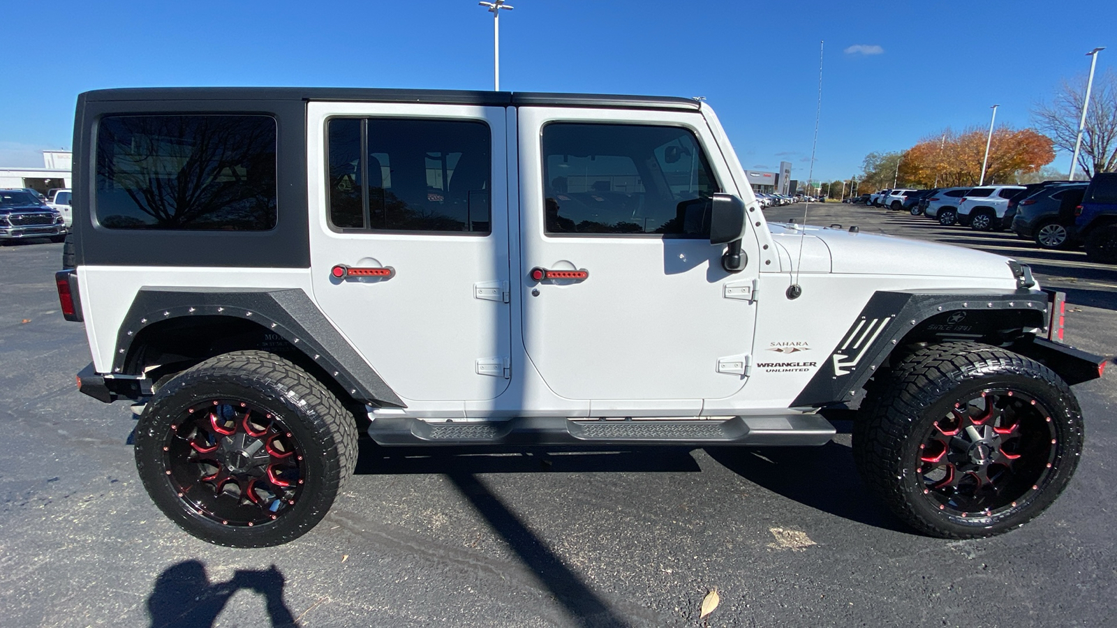 2016 Jeep Wrangler Unlimited Sahara 4