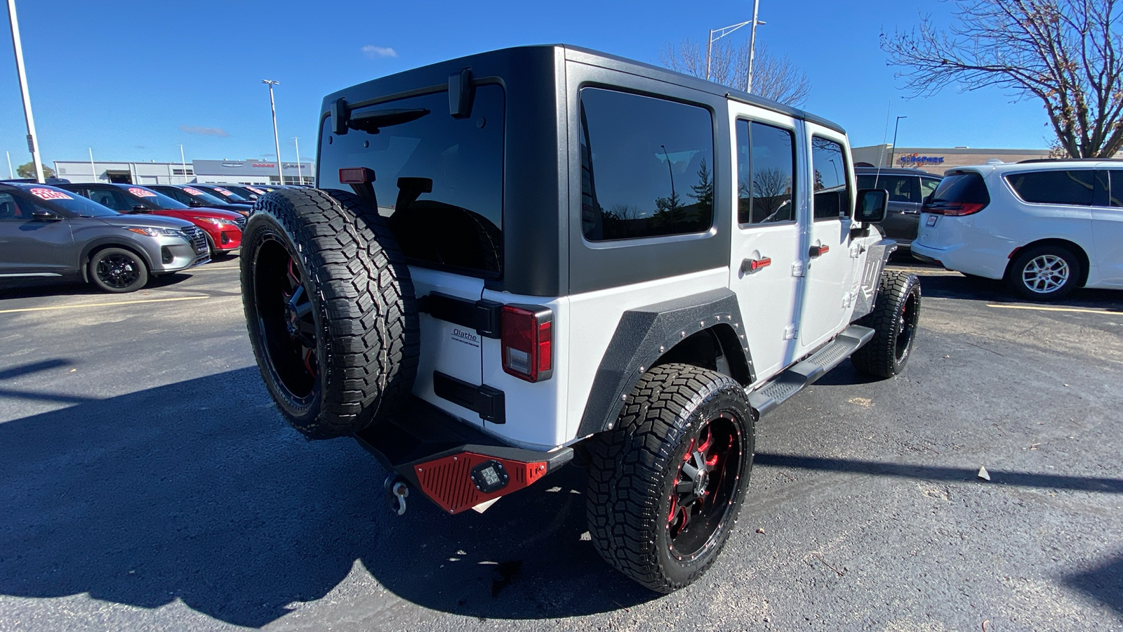 2016 Jeep Wrangler Unlimited Sahara 5