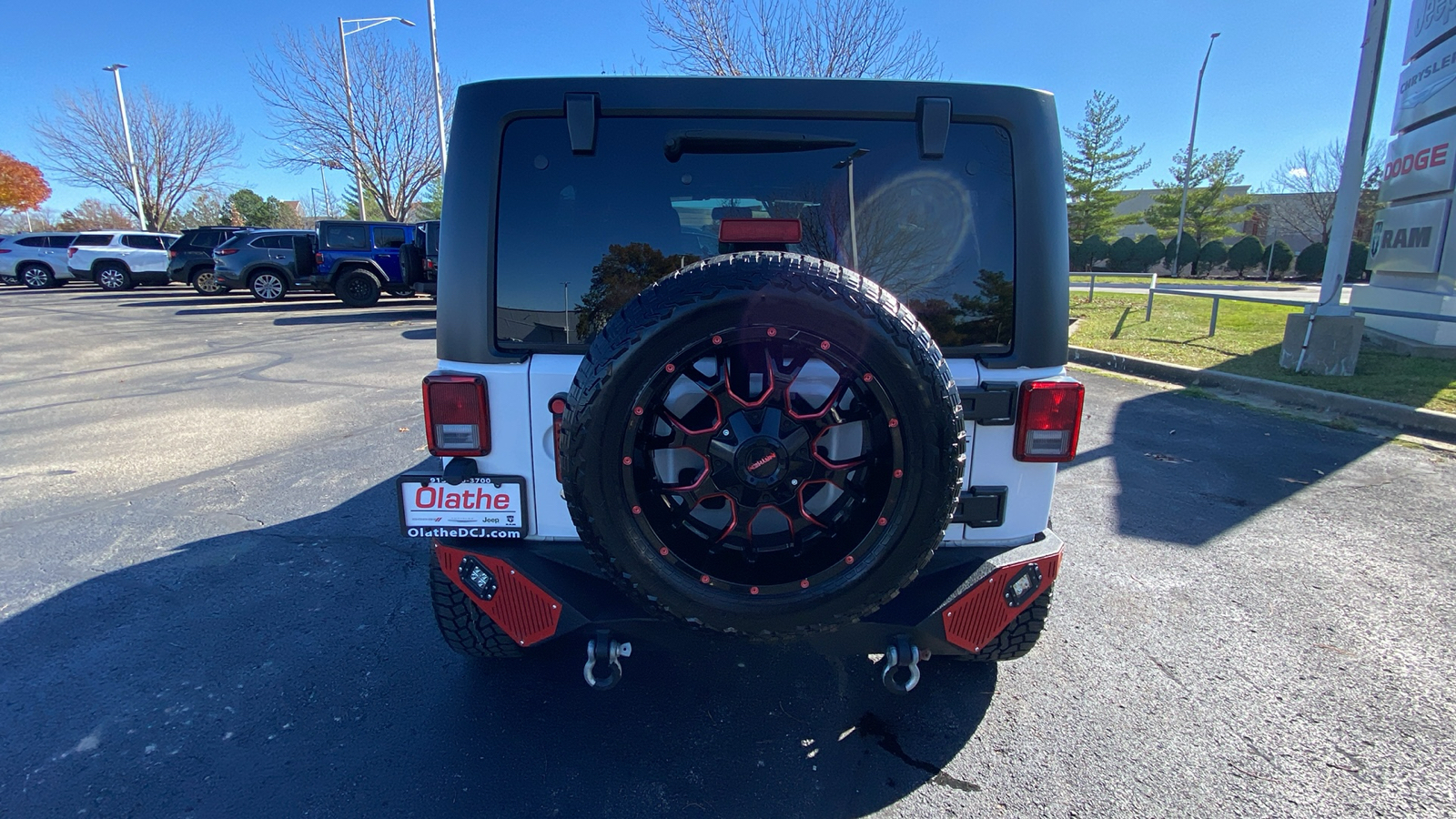 2016 Jeep Wrangler Unlimited Sahara 6