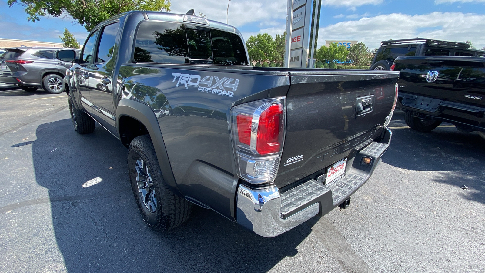 2023 Toyota Tacoma TRD Off-Road 8