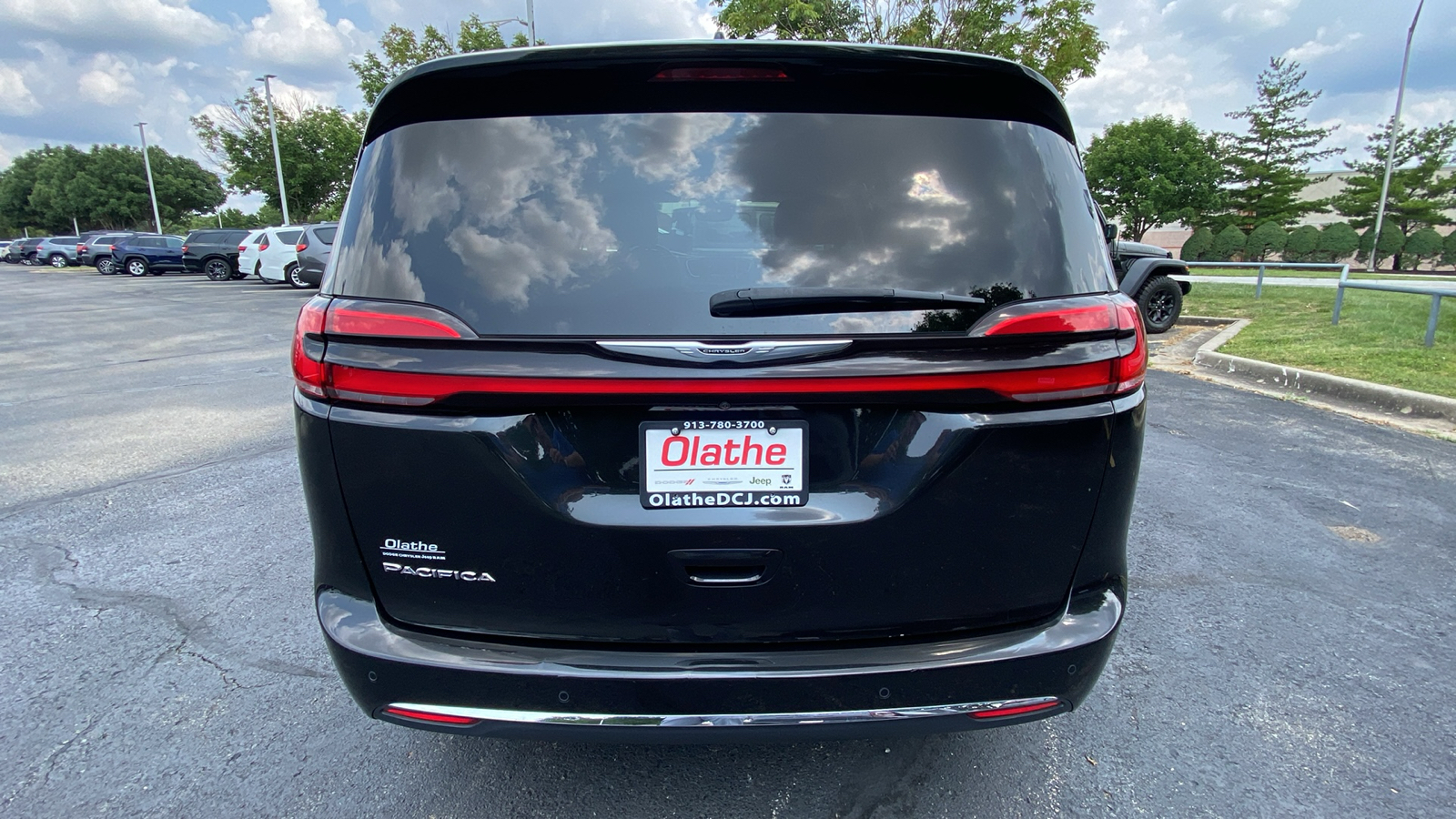 2021 Chrysler Pacifica Touring L 6