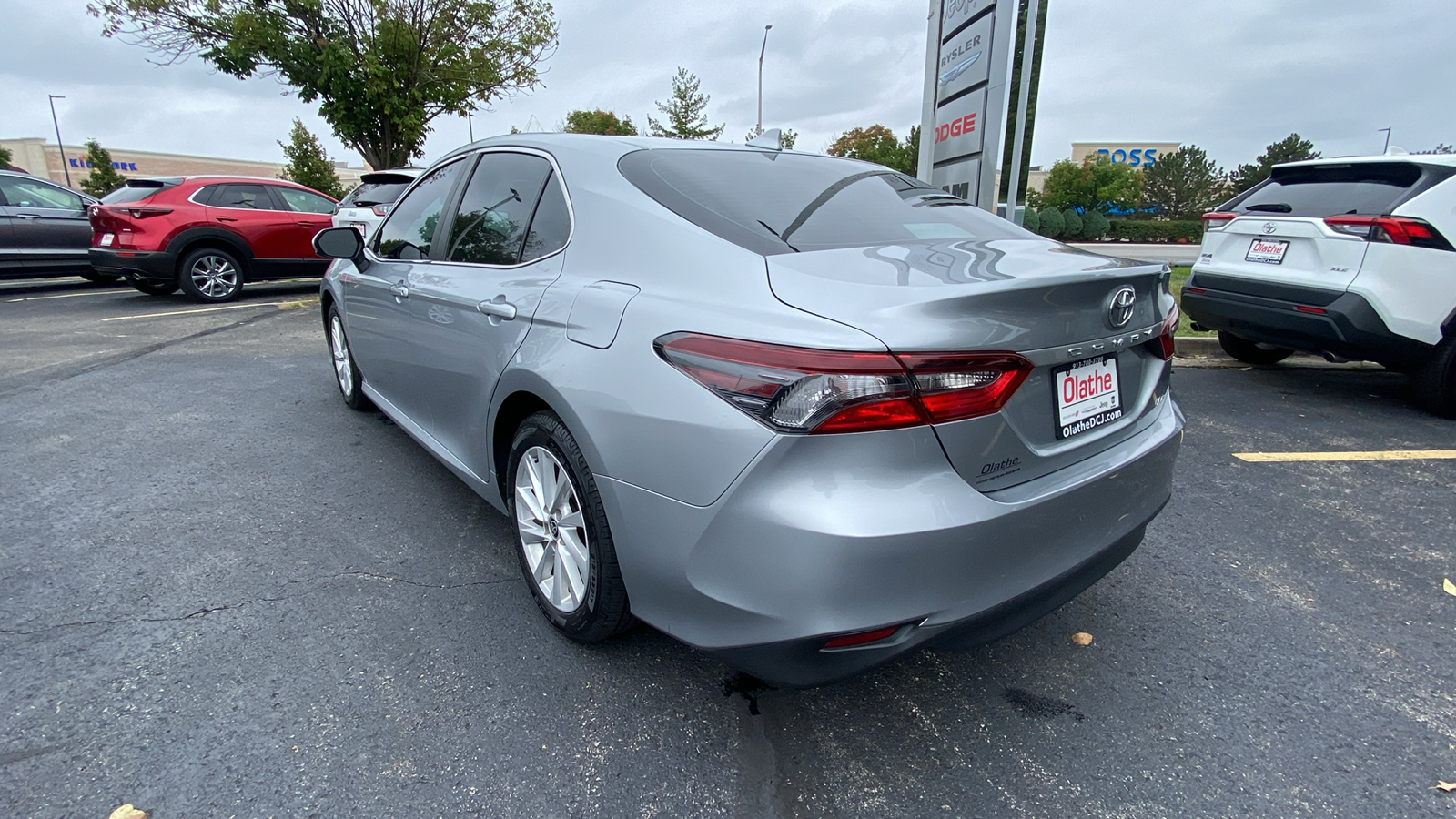 2022 Toyota Camry LE 8