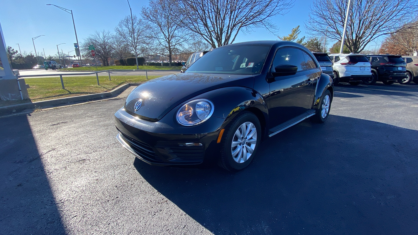 2018 Volkswagen Beetle 2.0T S 2