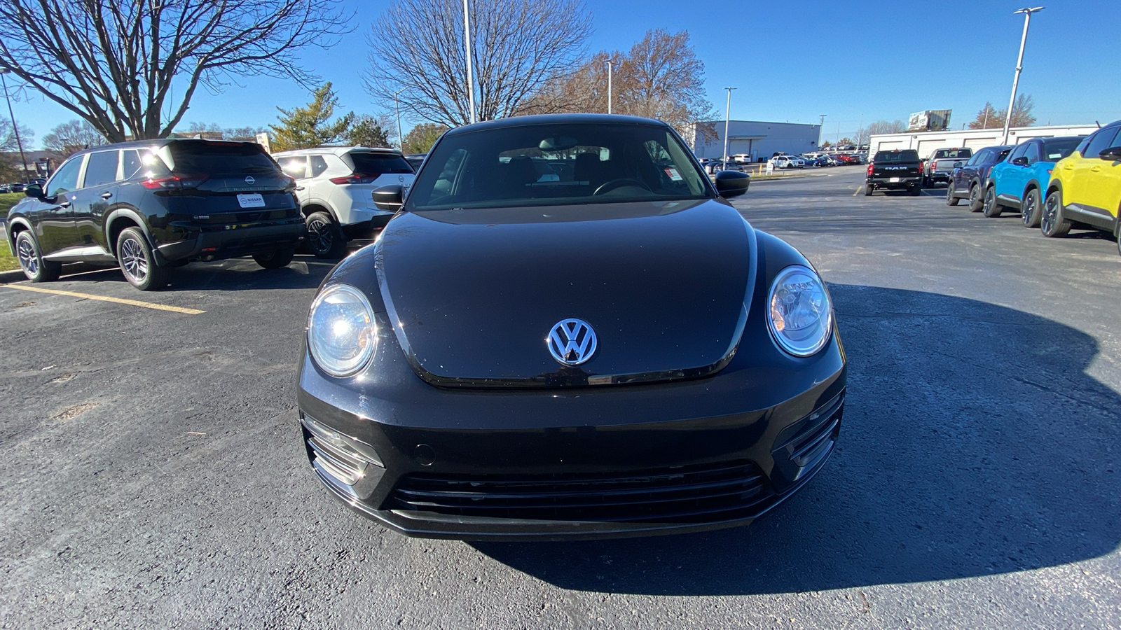 2018 Volkswagen Beetle 2.0T S 3