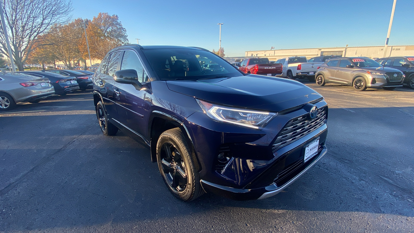 2021 Toyota RAV4 Hybrid XSE 3