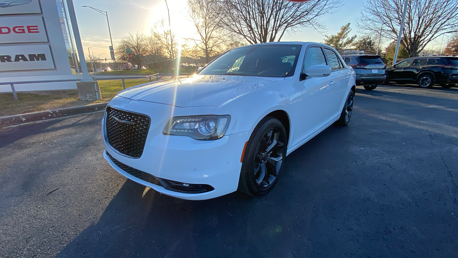 2023 Chrysler 300 S 2