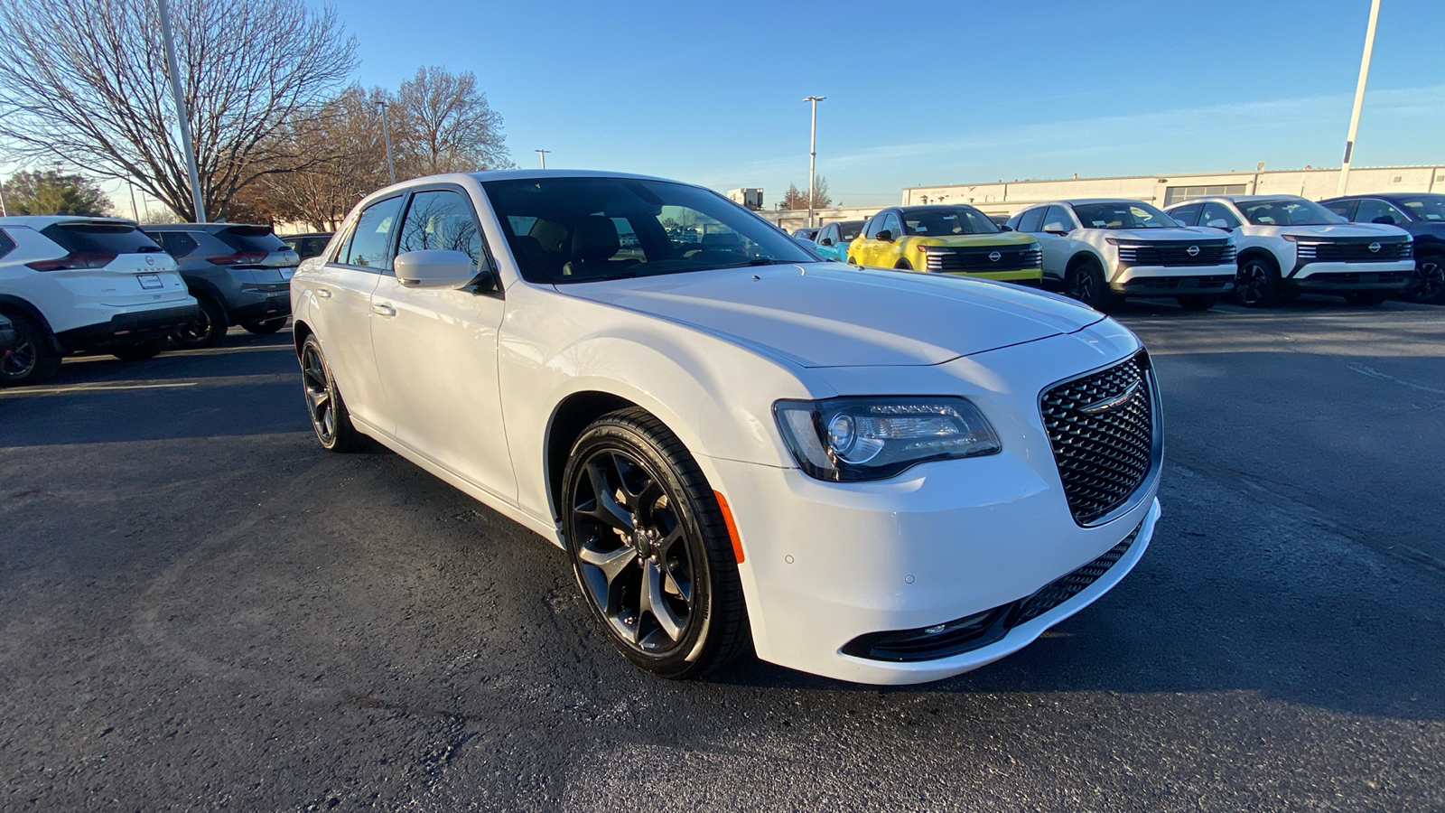 2023 Chrysler 300 S 4