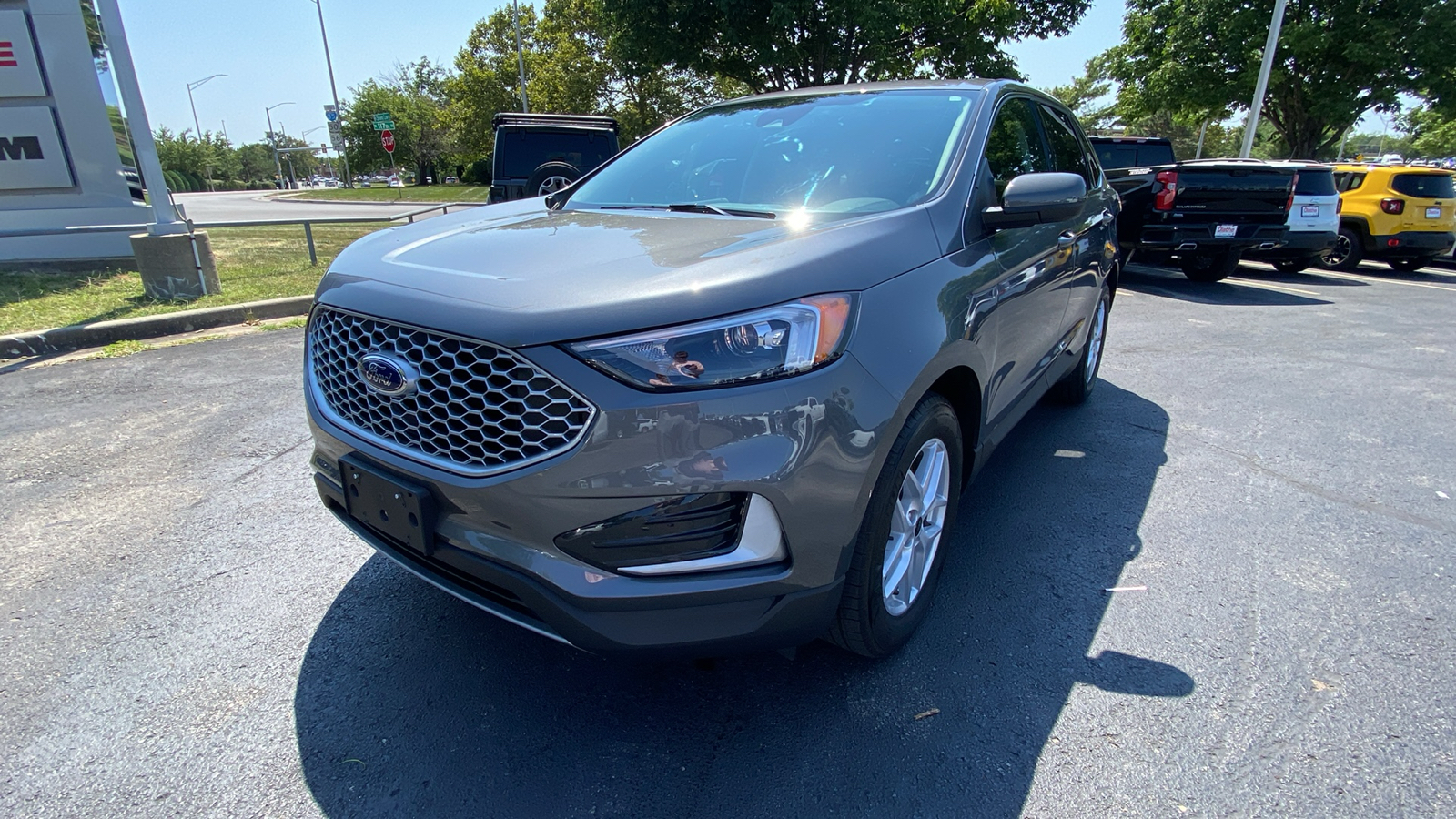 2024 Ford Edge SEL 1