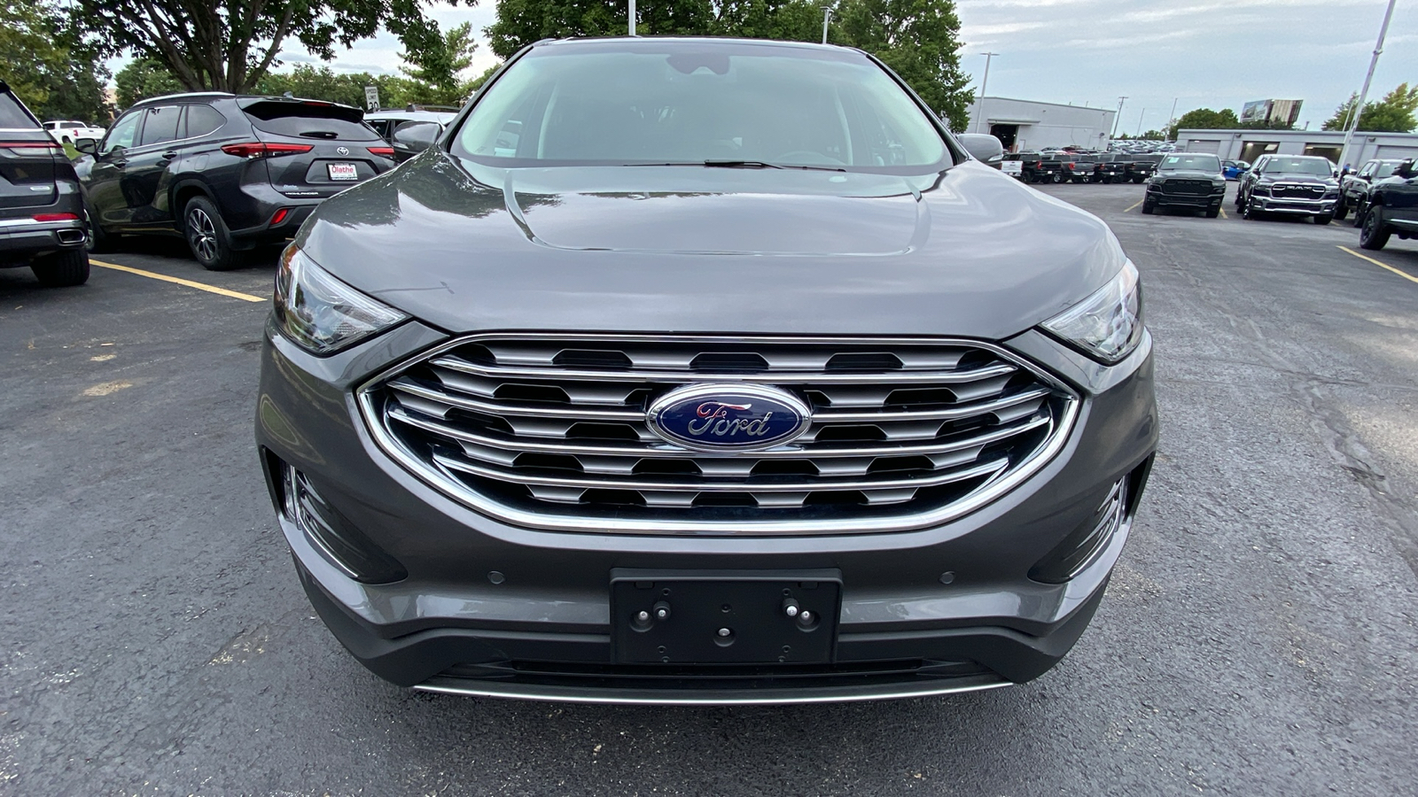 2024 Ford Edge Titanium 2