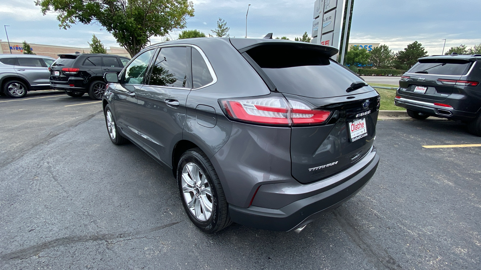 2024 Ford Edge Titanium 9