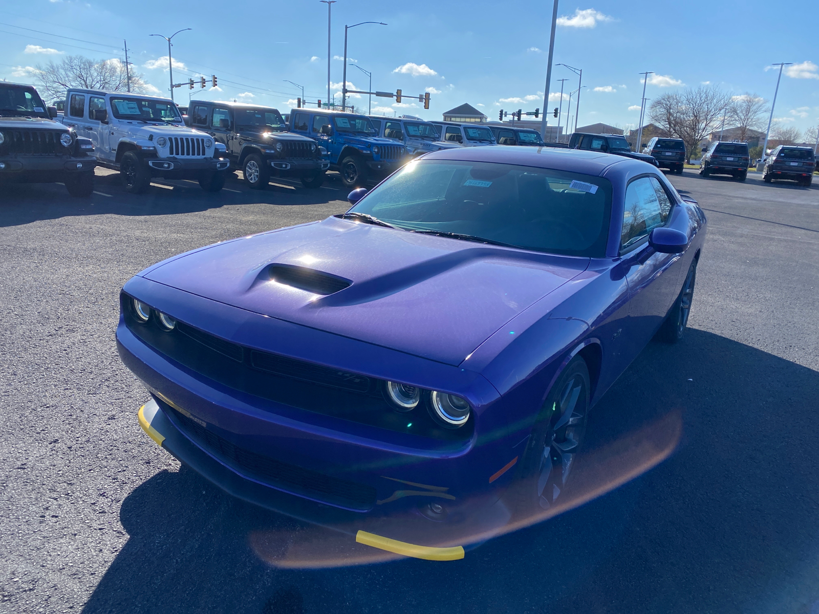 2023 Dodge Challenger R/T 1