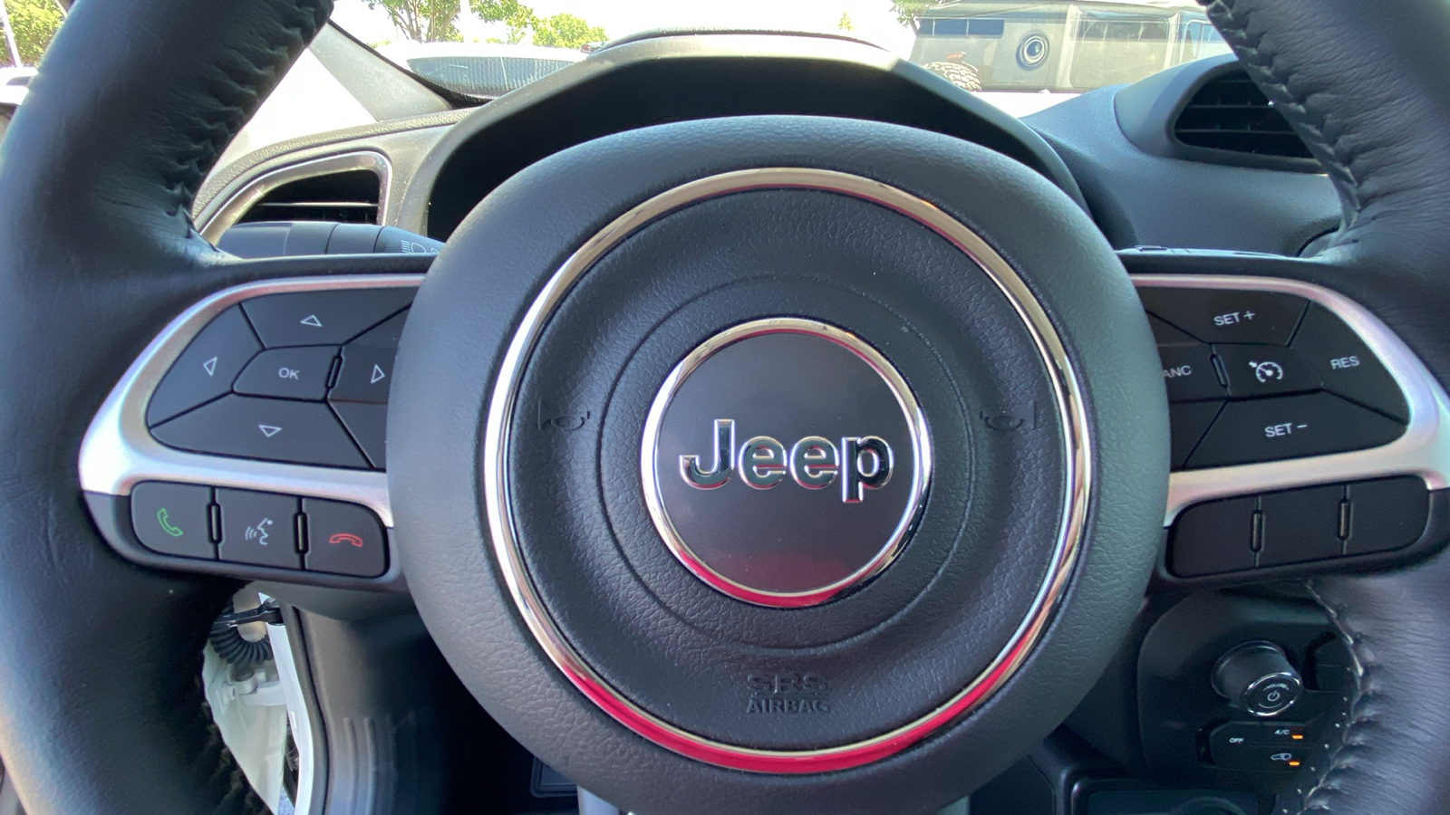 2023 Jeep Renegade Latitude 15