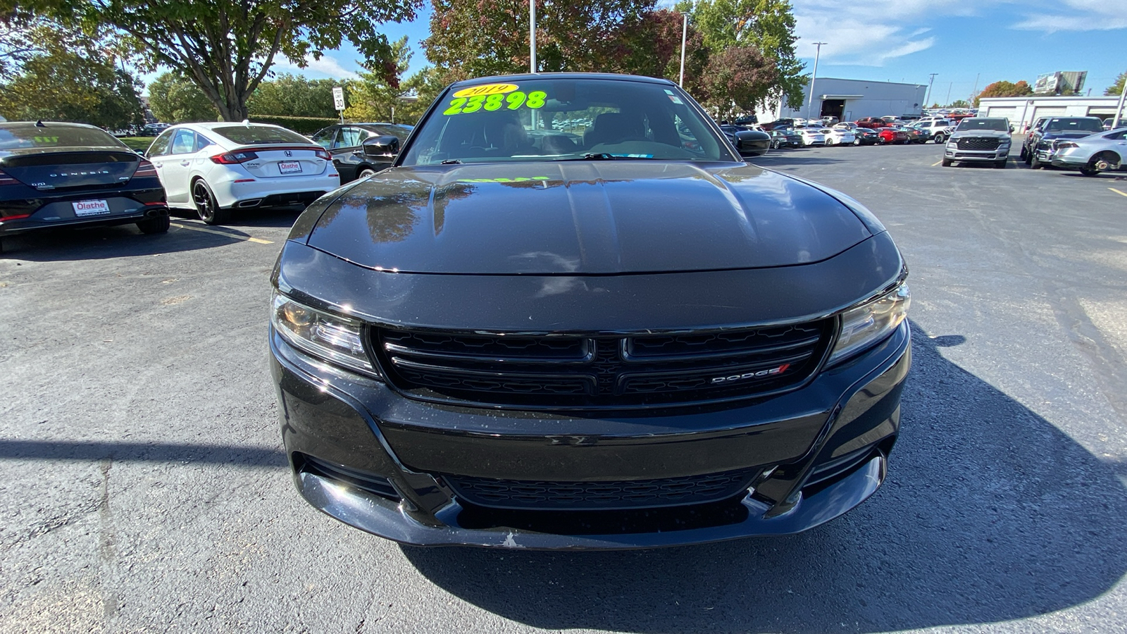 2019 Dodge Charger SXT 2