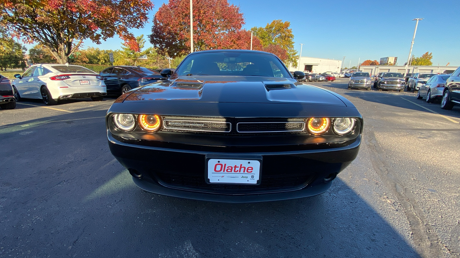 2019 Dodge Challenger SXT 2