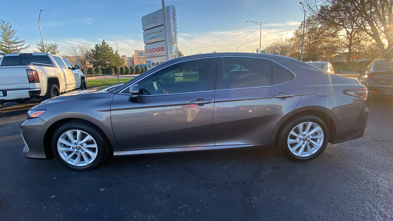 2022 Toyota Camry LE 8