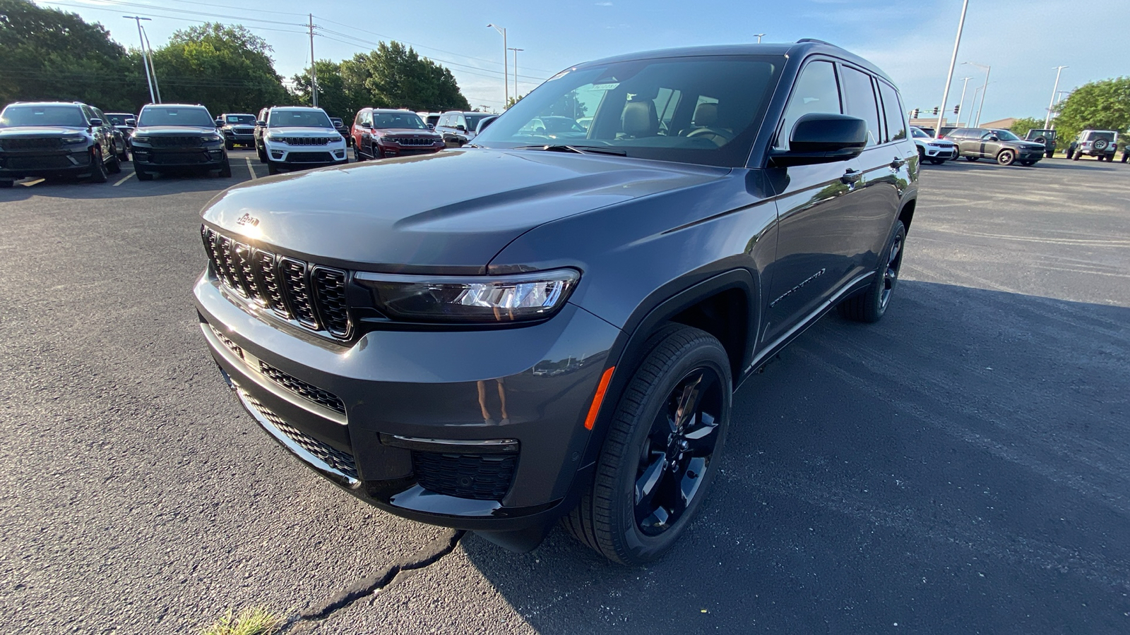 2024 Jeep Grand Cherokee L Limited 1