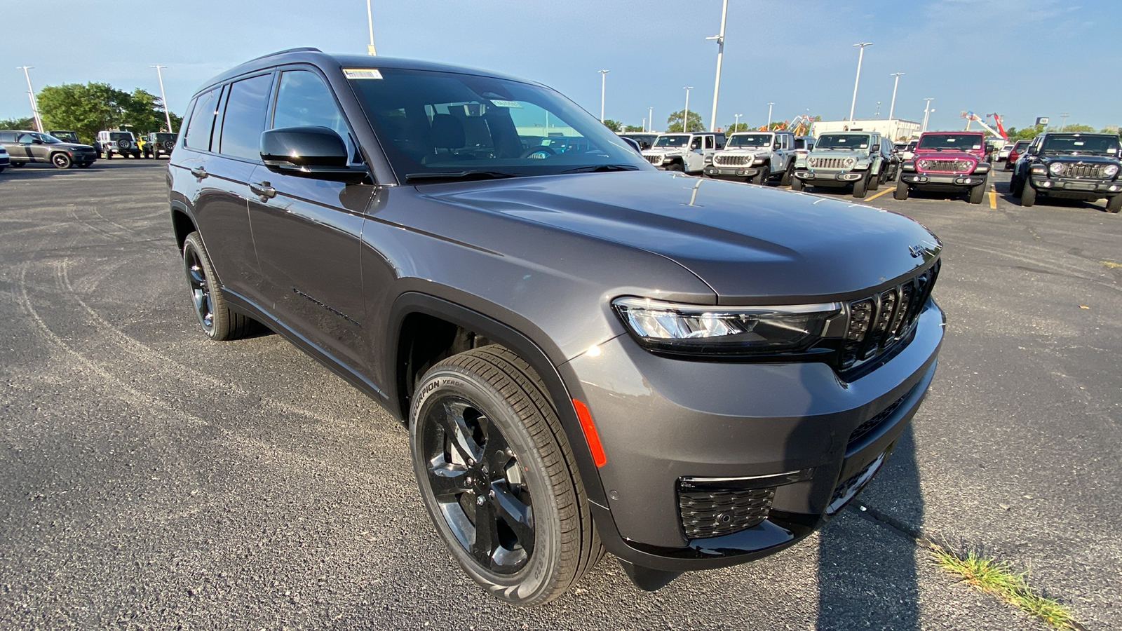 2024 Jeep Grand Cherokee L Limited 3