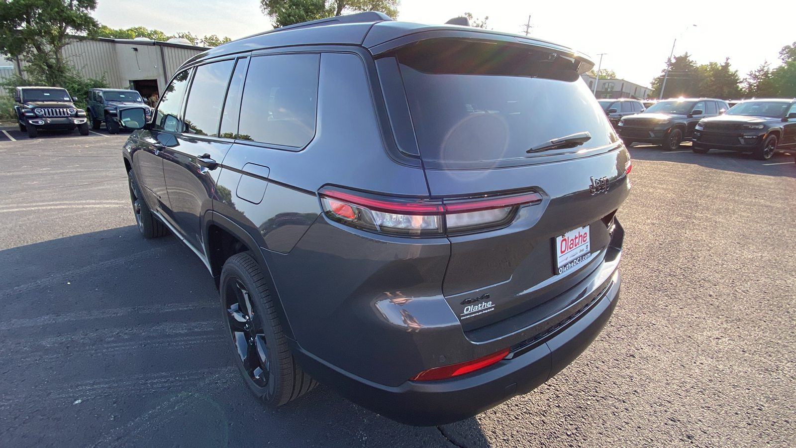 2024 Jeep Grand Cherokee L Limited 9