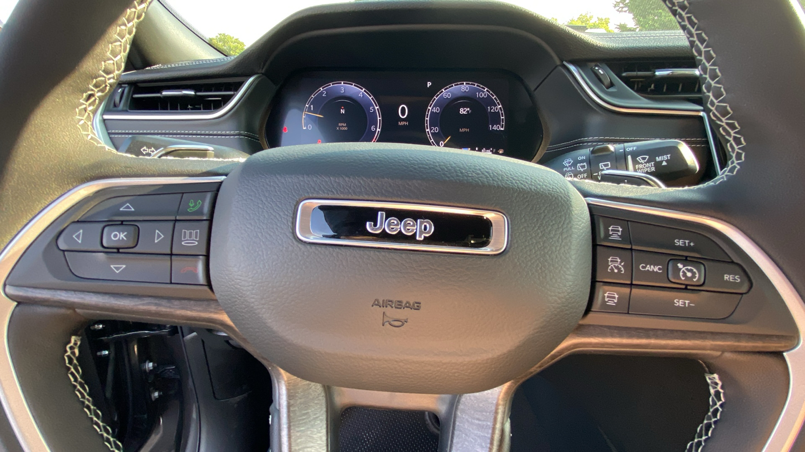 2024 Jeep Grand Cherokee L Limited 19