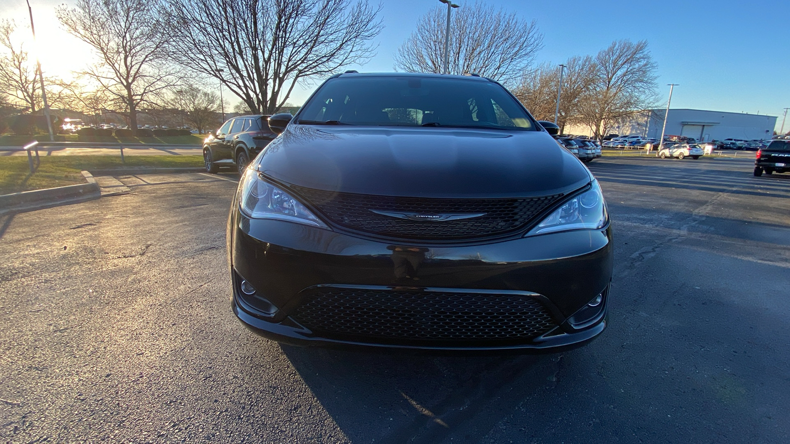 2020 Chrysler Pacifica Touring L 2