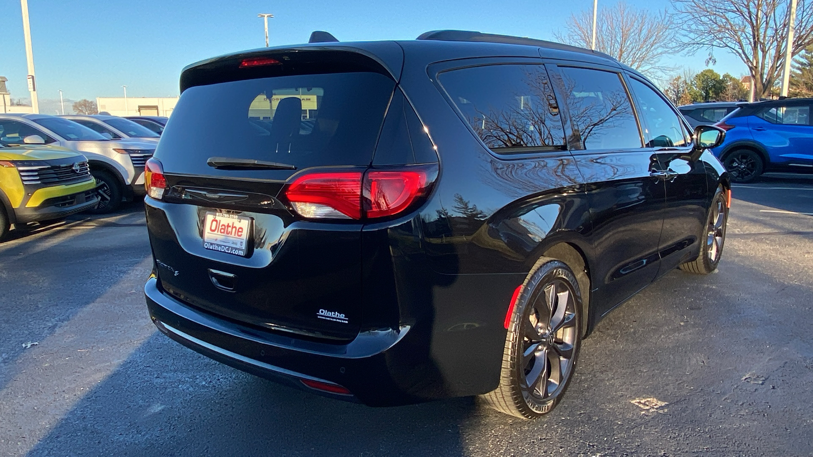 2020 Chrysler Pacifica Touring L 5