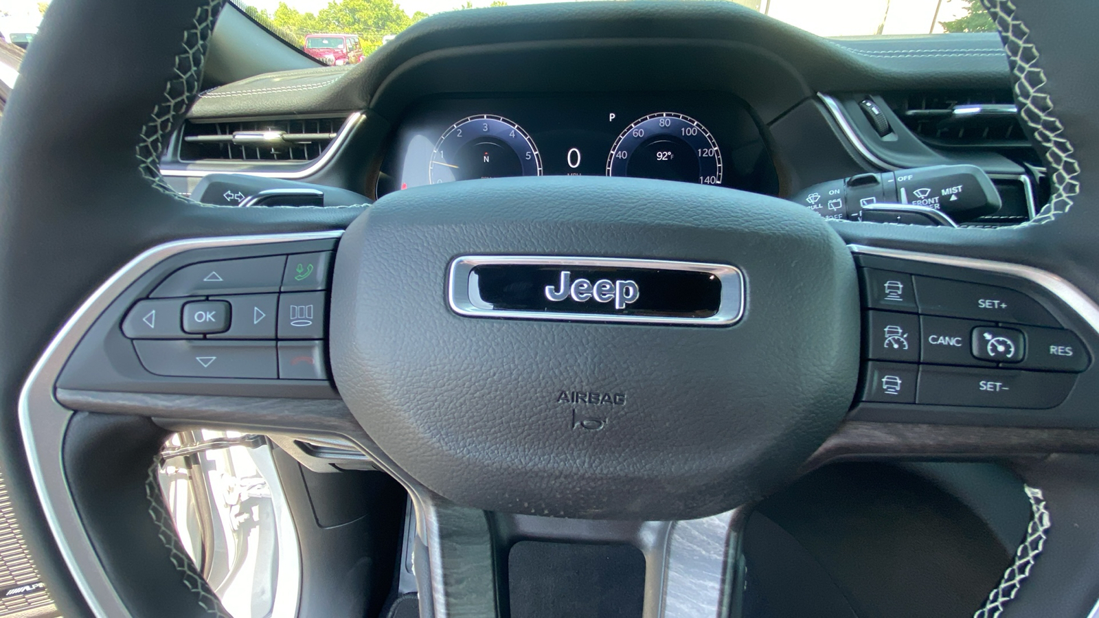 2024 Jeep Grand Cherokee L Limited 19