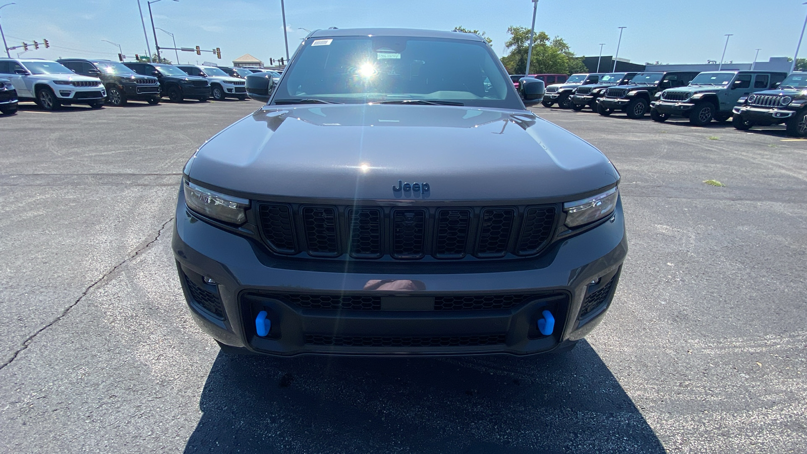 2024 Jeep Grand Cherokee  2