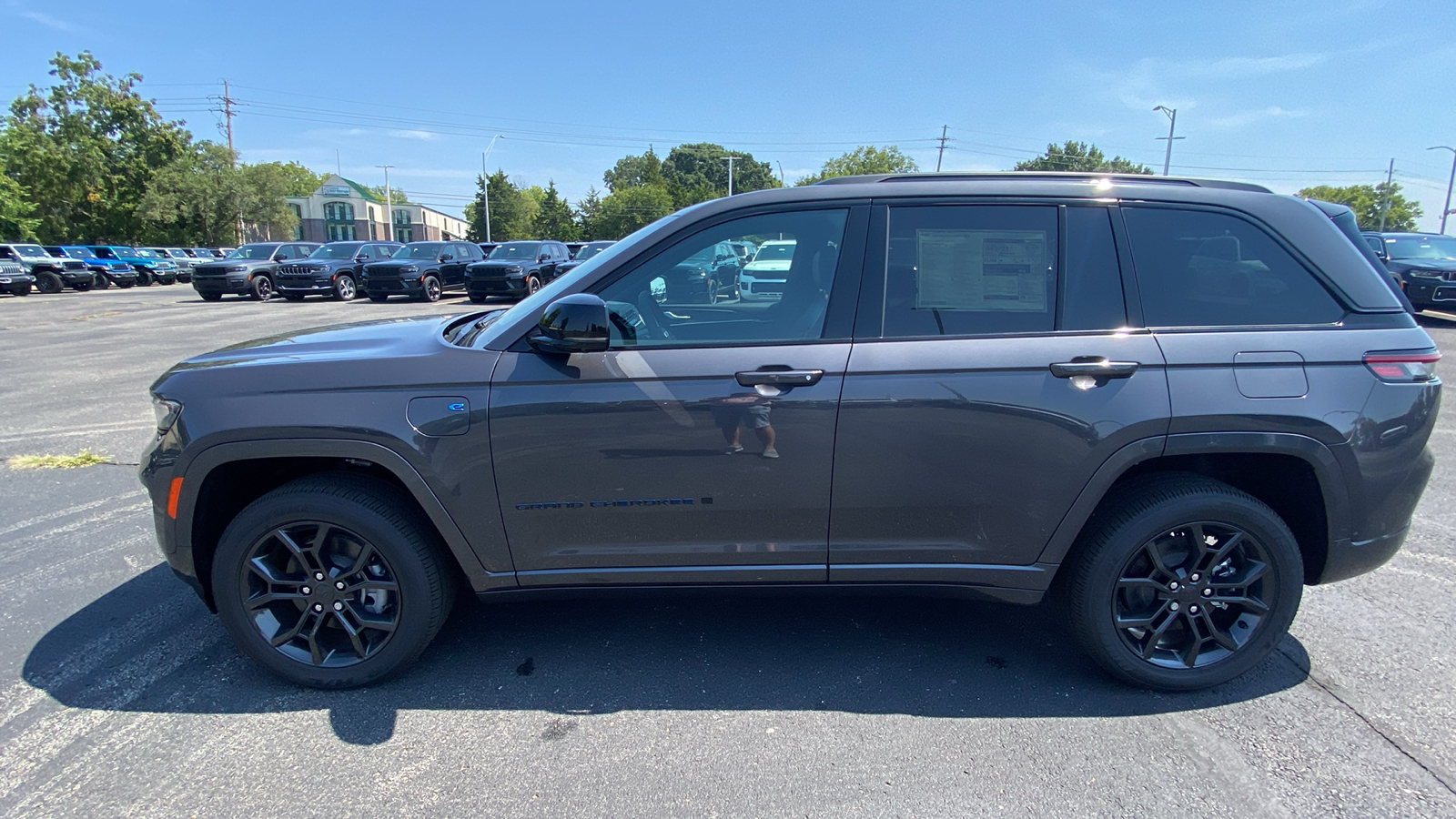 2024 Jeep Grand Cherokee  9