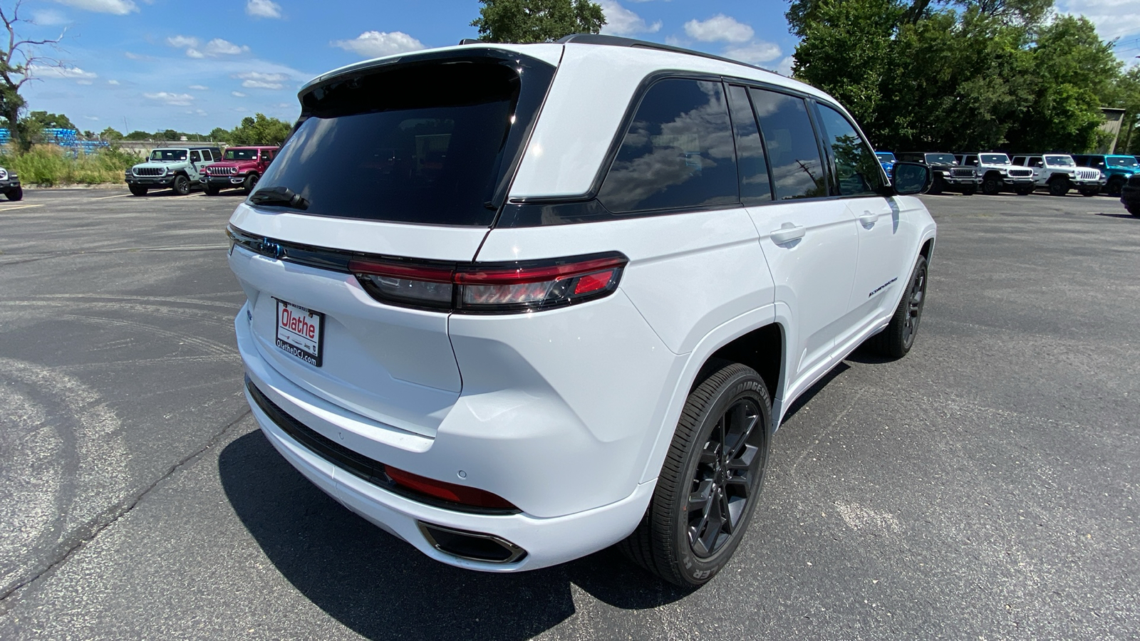 2024 Jeep Grand Cherokee  5