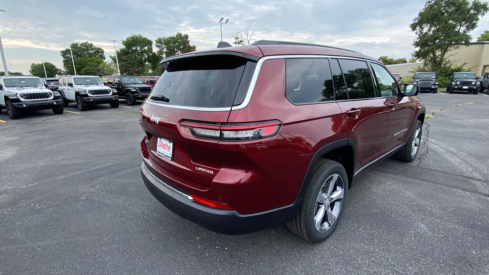 2024 Jeep Grand Cherokee L Limited 5