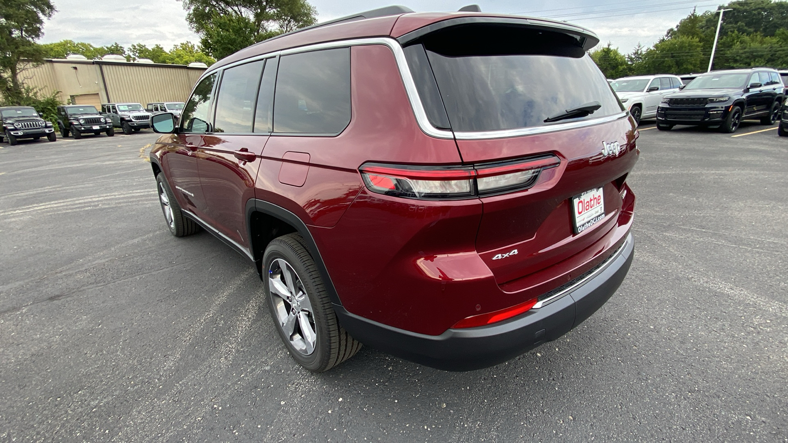 2024 Jeep Grand Cherokee L Limited 9