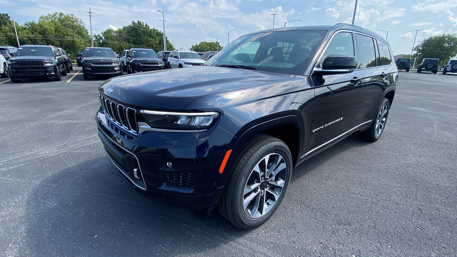 2024 Jeep Grand Cherokee L Overland 1