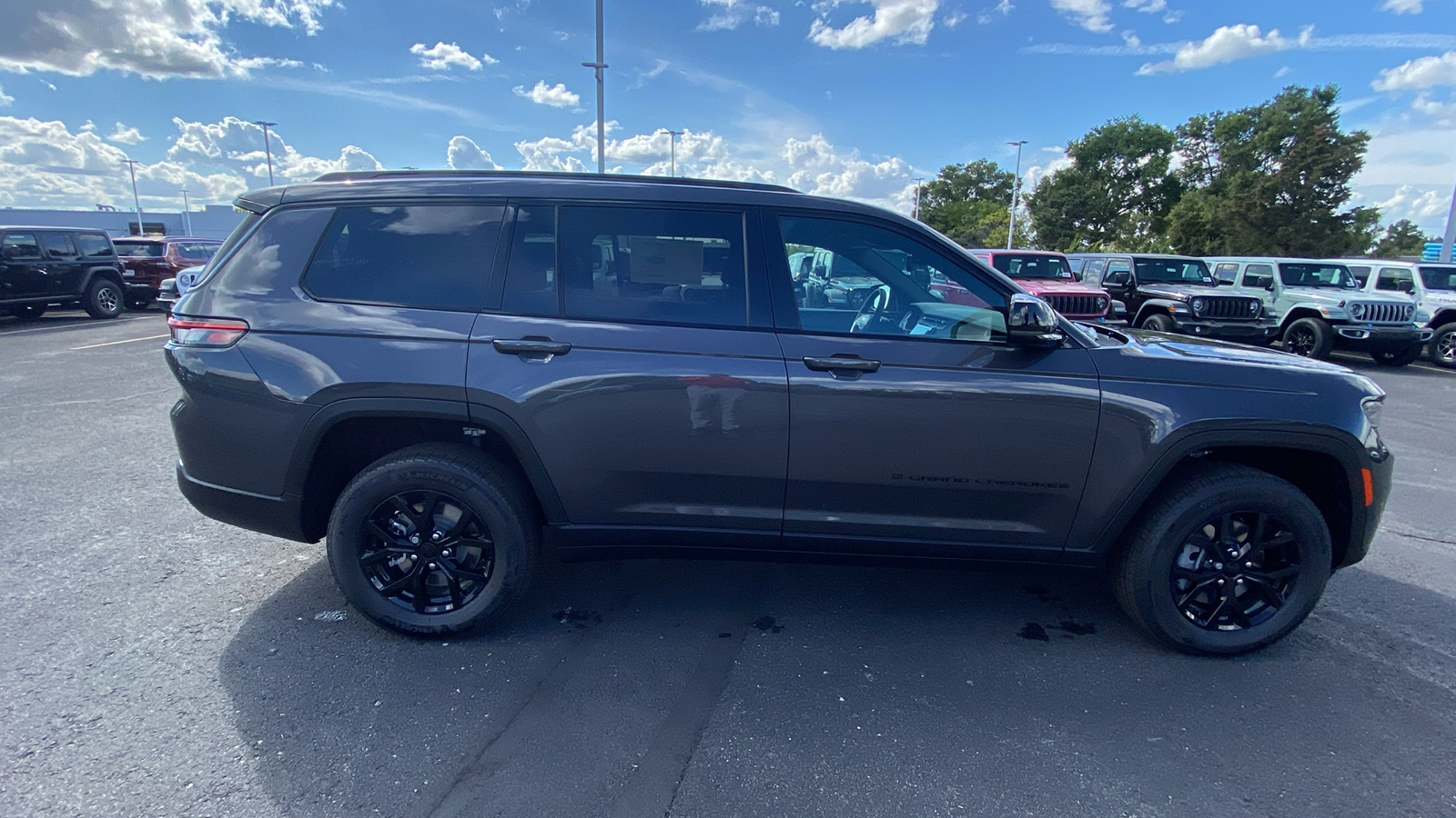 2024 Jeep Grand Cherokee L Altitude 4