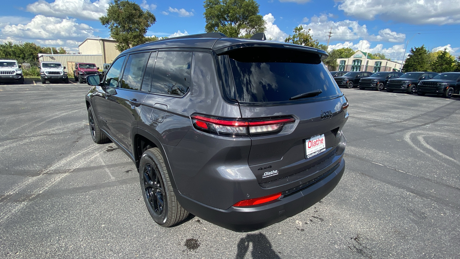 2024 Jeep Grand Cherokee L Altitude 7