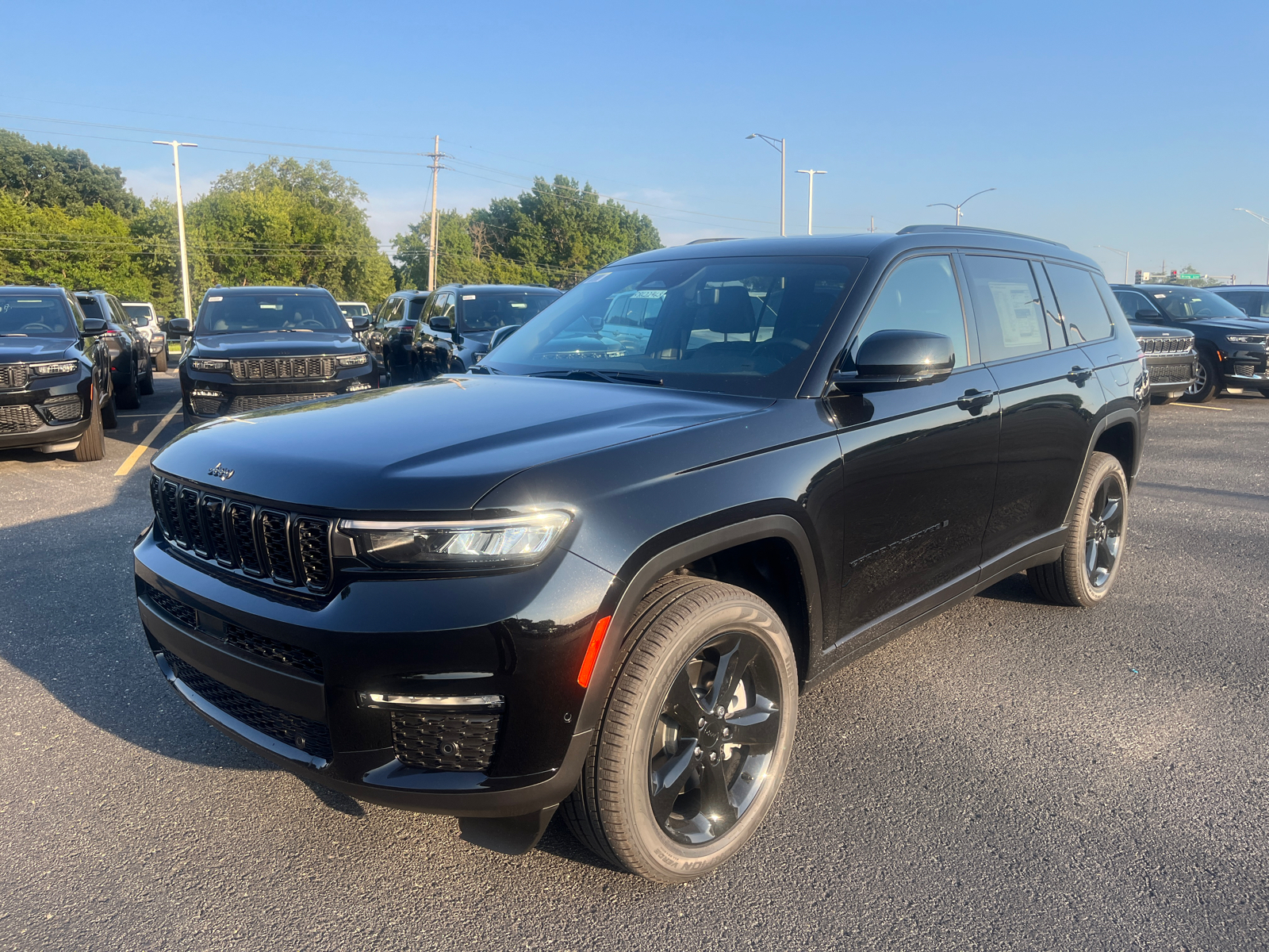 2024 Jeep Grand Cherokee L Limited 1