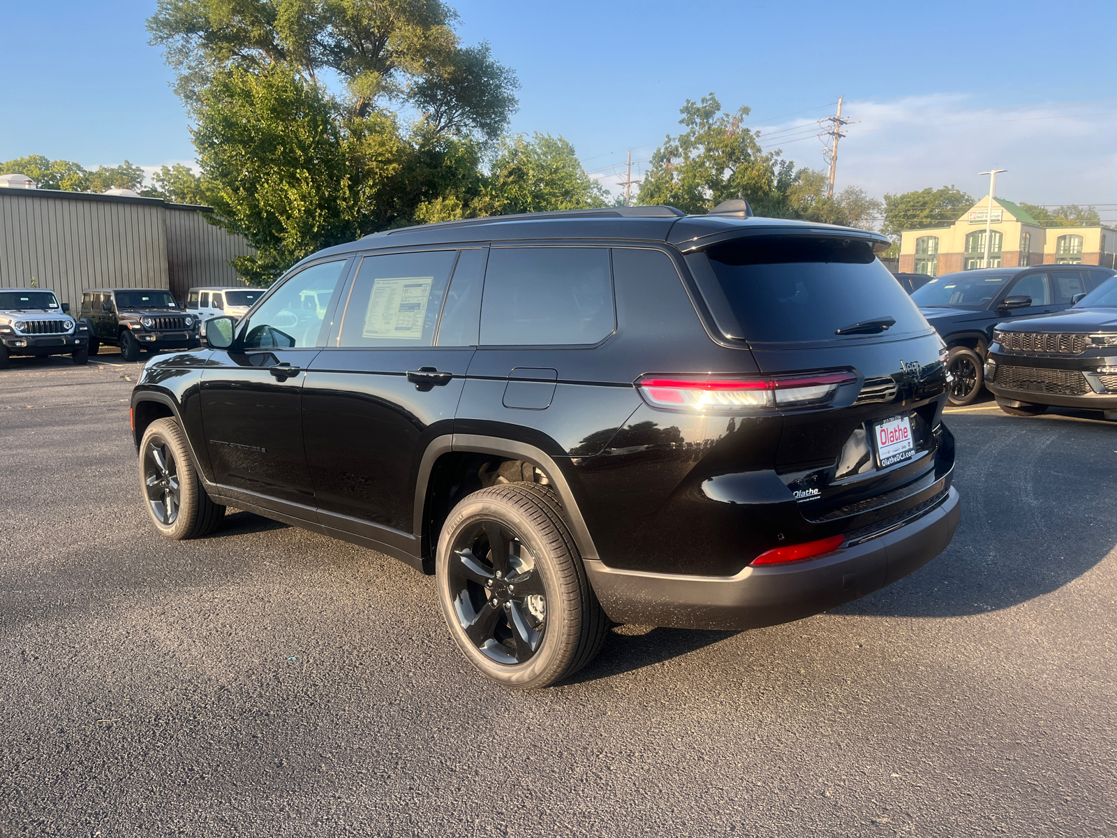 2024 Jeep Grand Cherokee L Limited 3