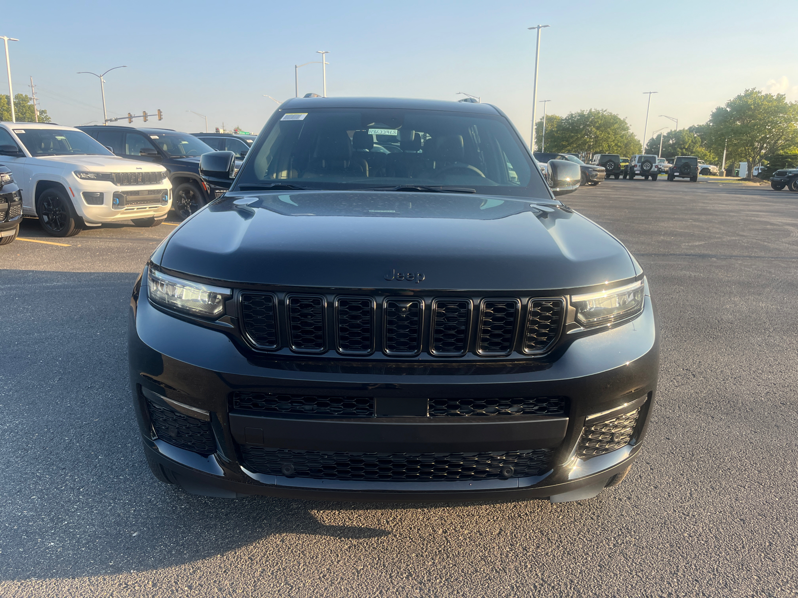 2024 Jeep Grand Cherokee L Limited 8